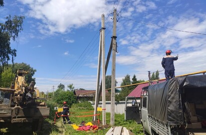 Работы под напряжением ведутся в зоне ответственности Буинских электросетей